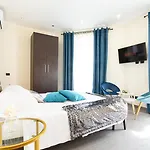 Cesar Vatican 4*