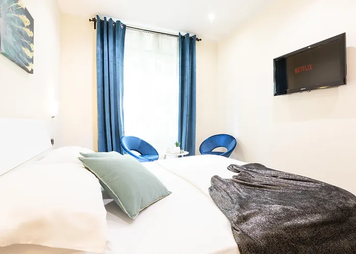 Cesar Vatican Rooms Rome